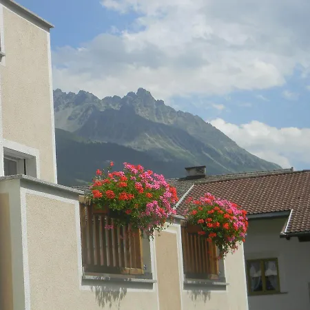 Haus Zentner Guest house 3*